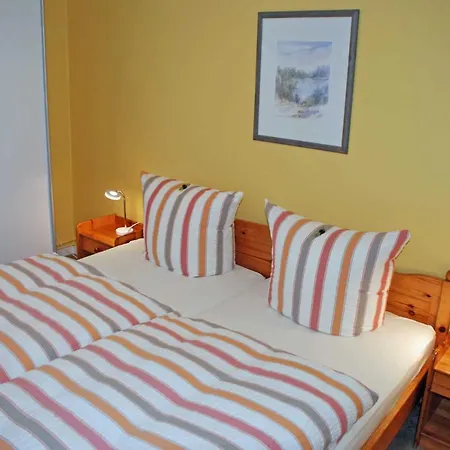 Holiday home Unterm Reetdach *